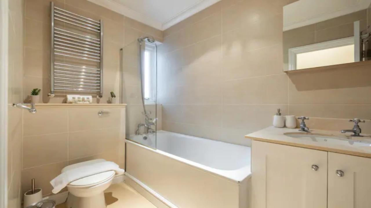 The West Kensington Apartments London Exterior foto